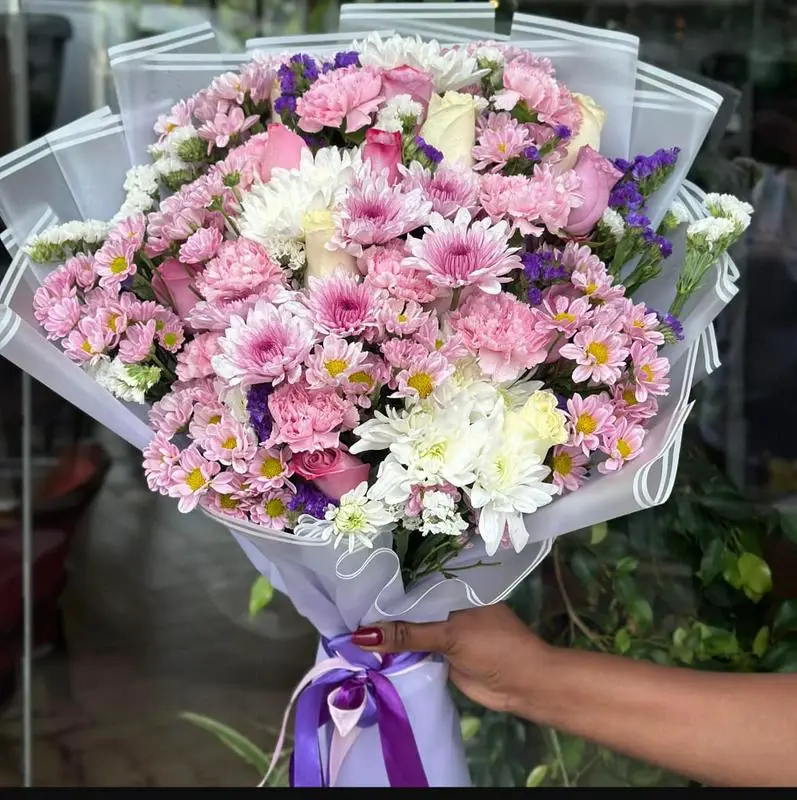 Garden bloom mums bouquet image by MJflowers